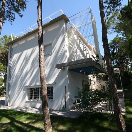 Ba - Carla Apartments - Modern Apartments - Lignano Sabbiadoro Exterior photo